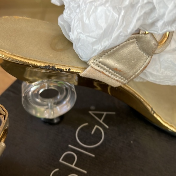 Onex Golden Ring Sandal with Clear Circular Heels. Sz 39. NEW - Picture 14 of 17